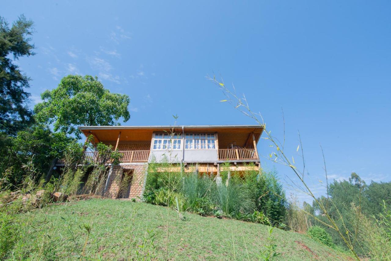 Gorilla Leisure Lodge Kisoro Екстериор снимка