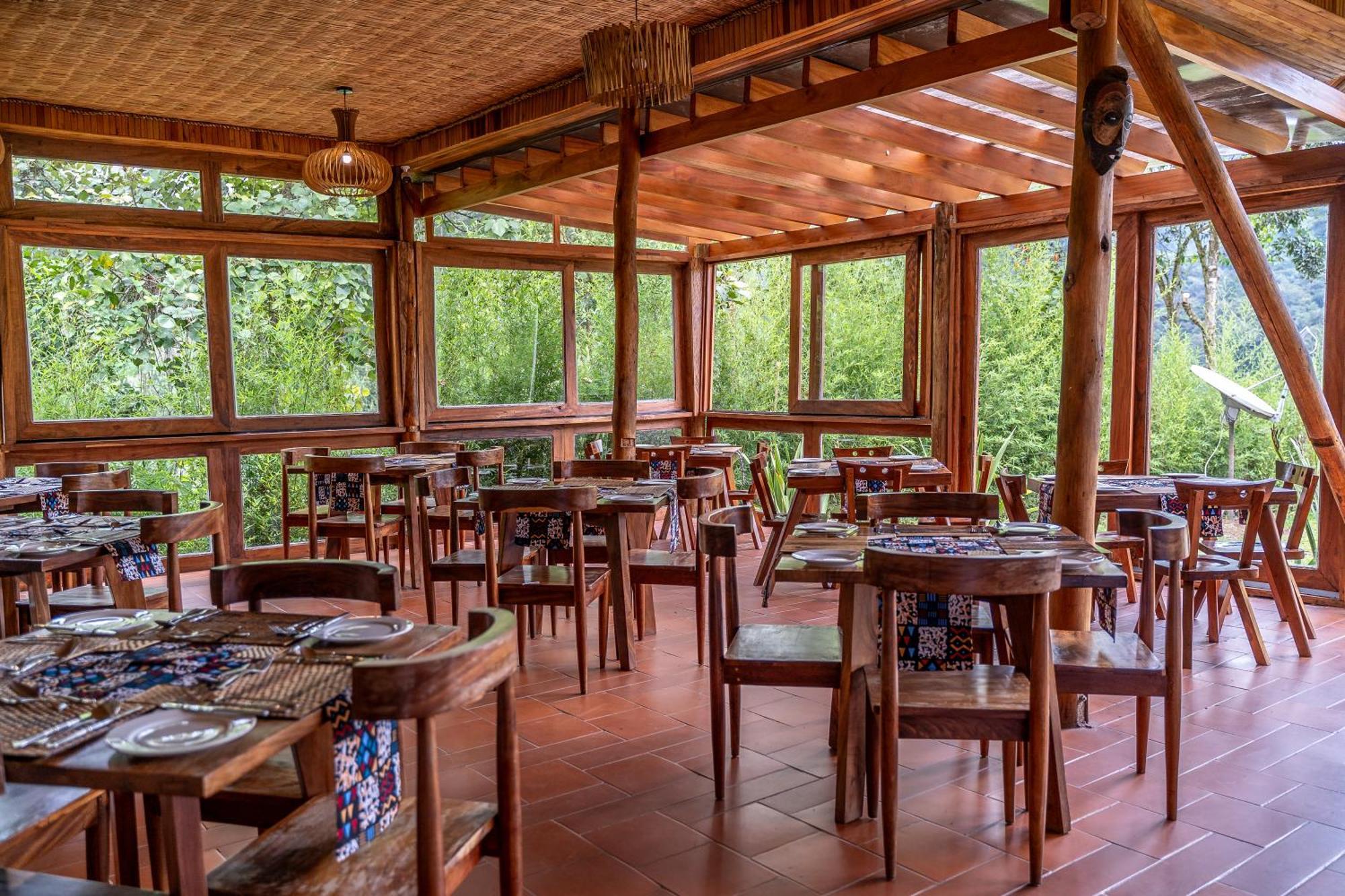 Gorilla Leisure Lodge Kisoro Екстериор снимка