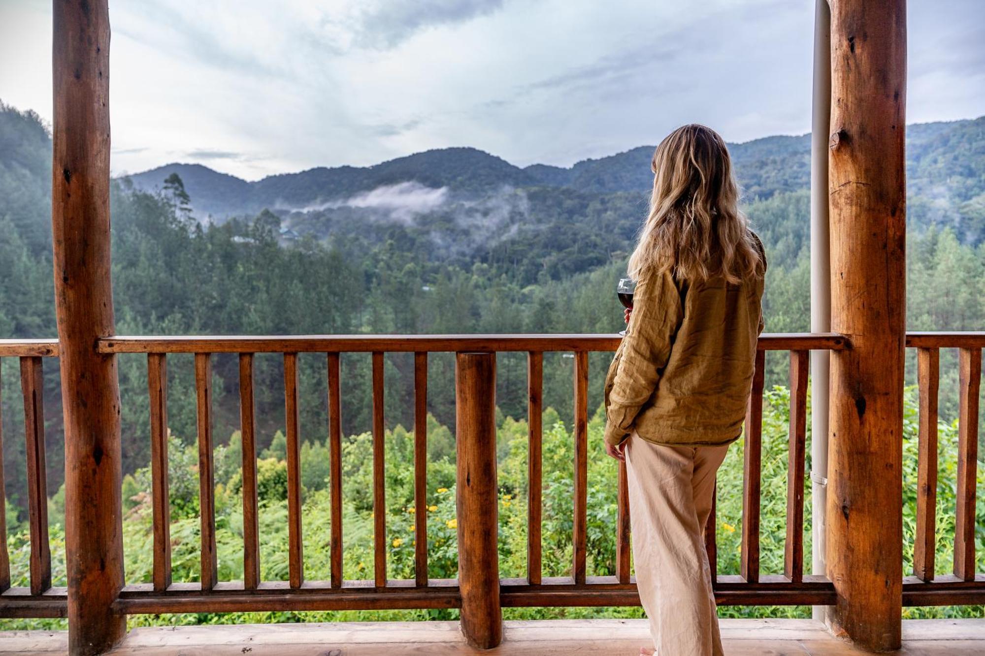 Gorilla Leisure Lodge Kisoro Екстериор снимка