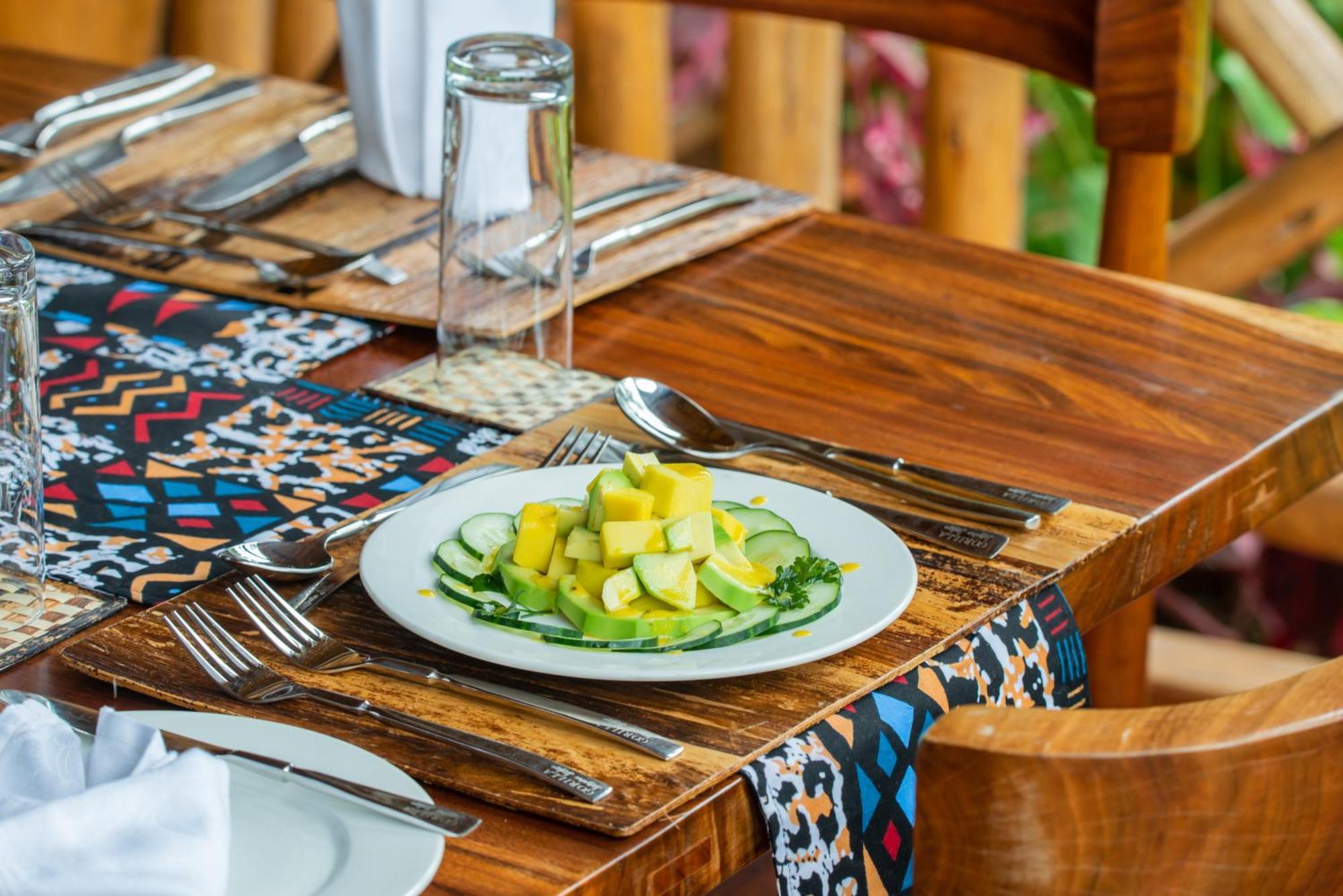 Gorilla Leisure Lodge Kisoro Екстериор снимка